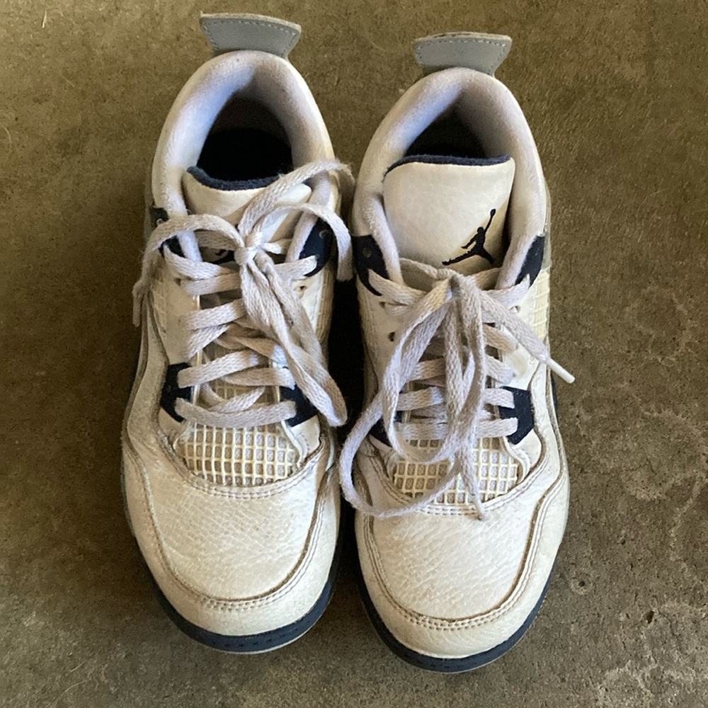 Kids Jordans White and Blue Sneakers, size 1.5